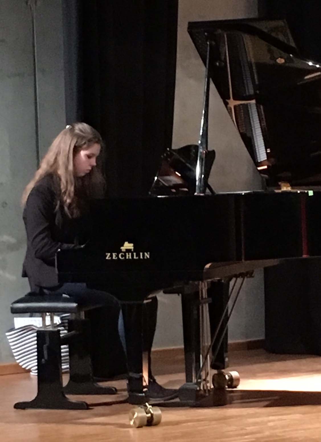 Klavier 8. Klasse