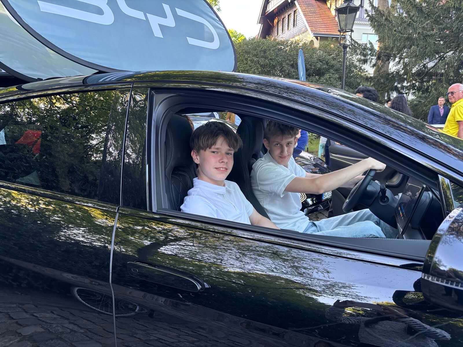 Auto