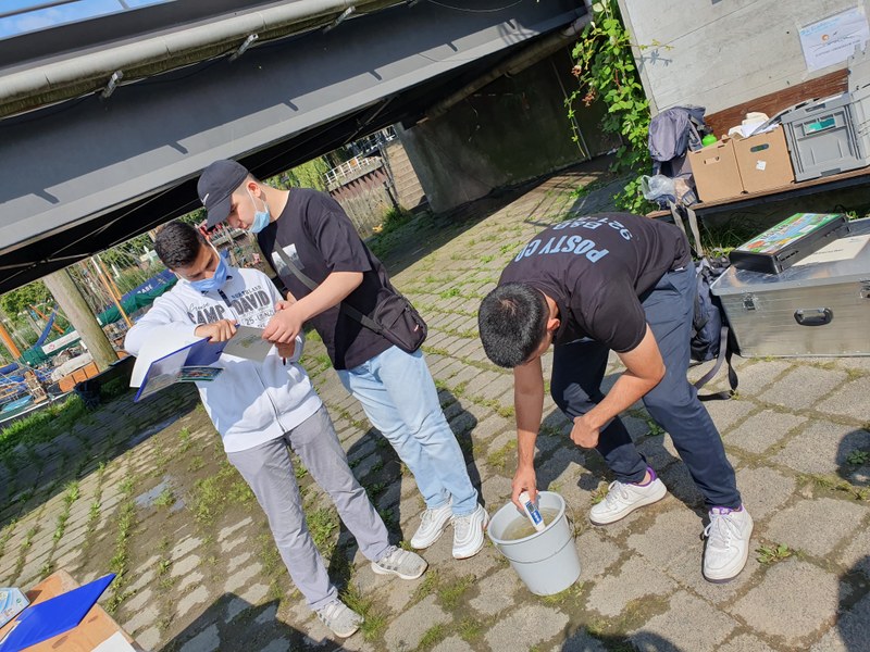 Gewässerproben durch das Nawi 2 Profil Gewässerproben durch das Nawi 2 Profil